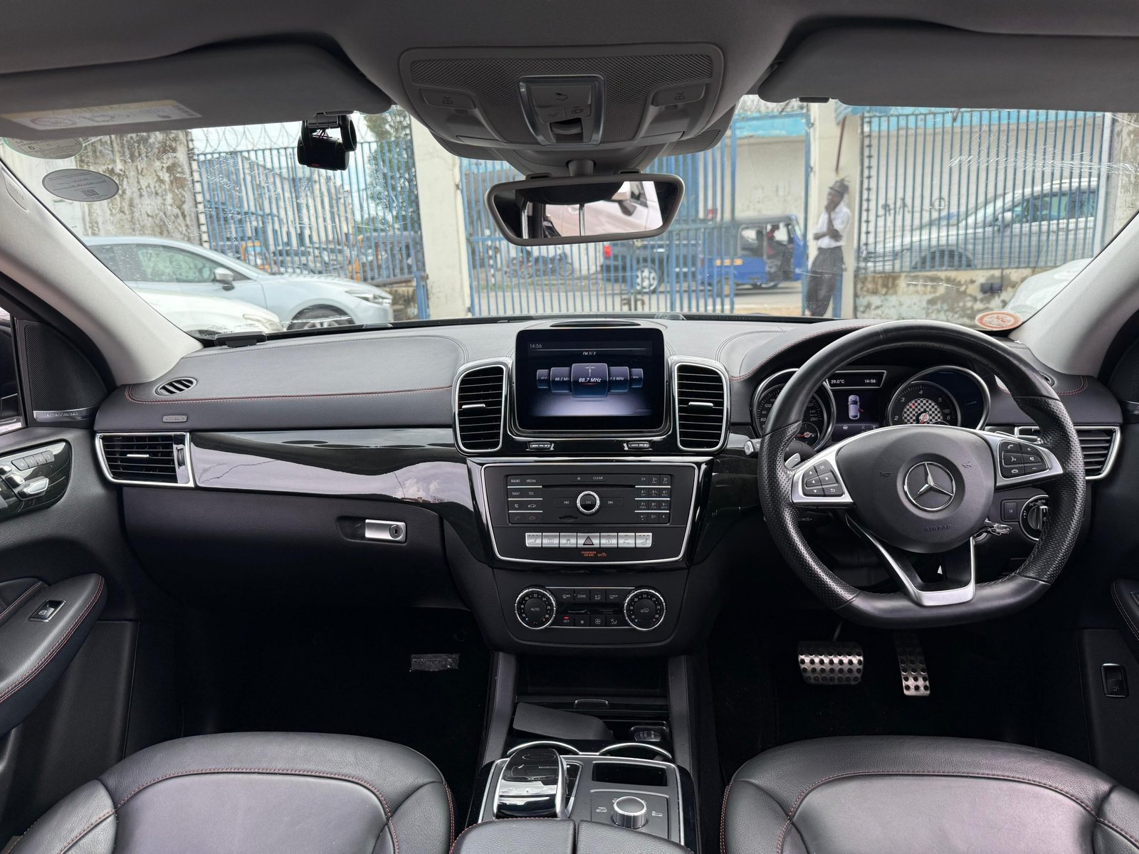 
								MERCEDES GLE350D full									