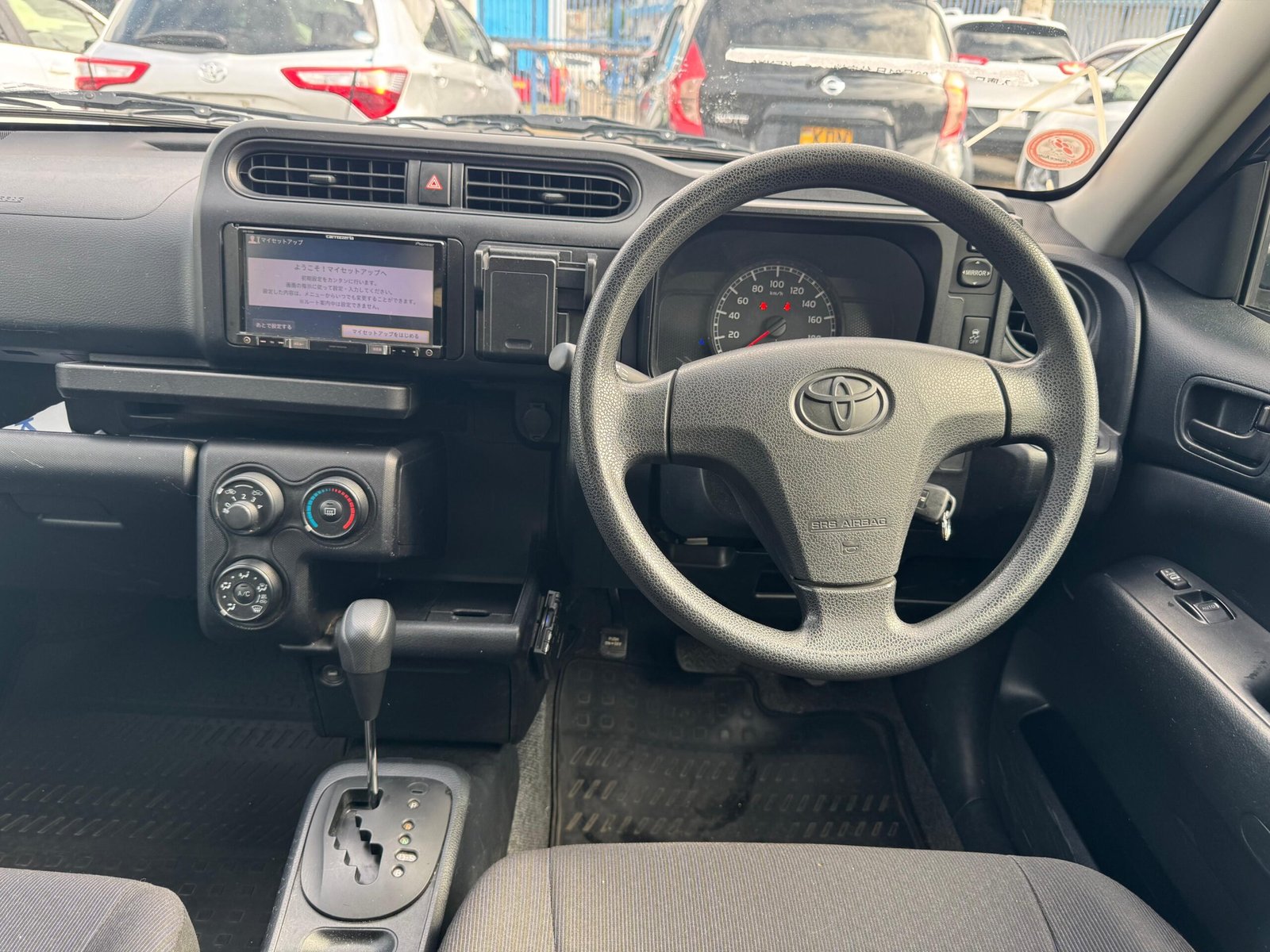 
								TOYOTA PROBOX full									