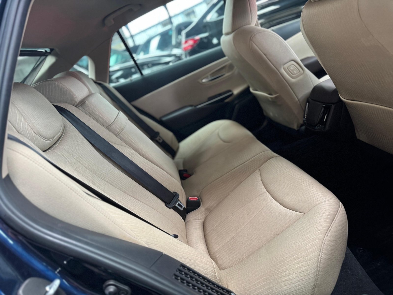 
								TOYOTA CROWN full									