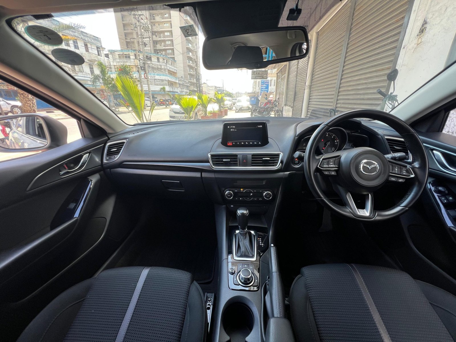 
								MAZDA AXELA SPORTS full									