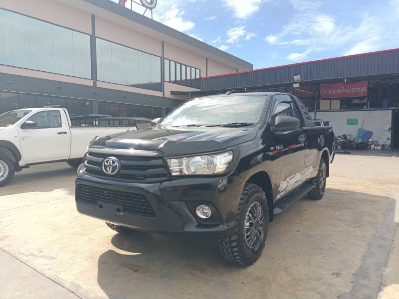 
								TOYOTA HILUX full									