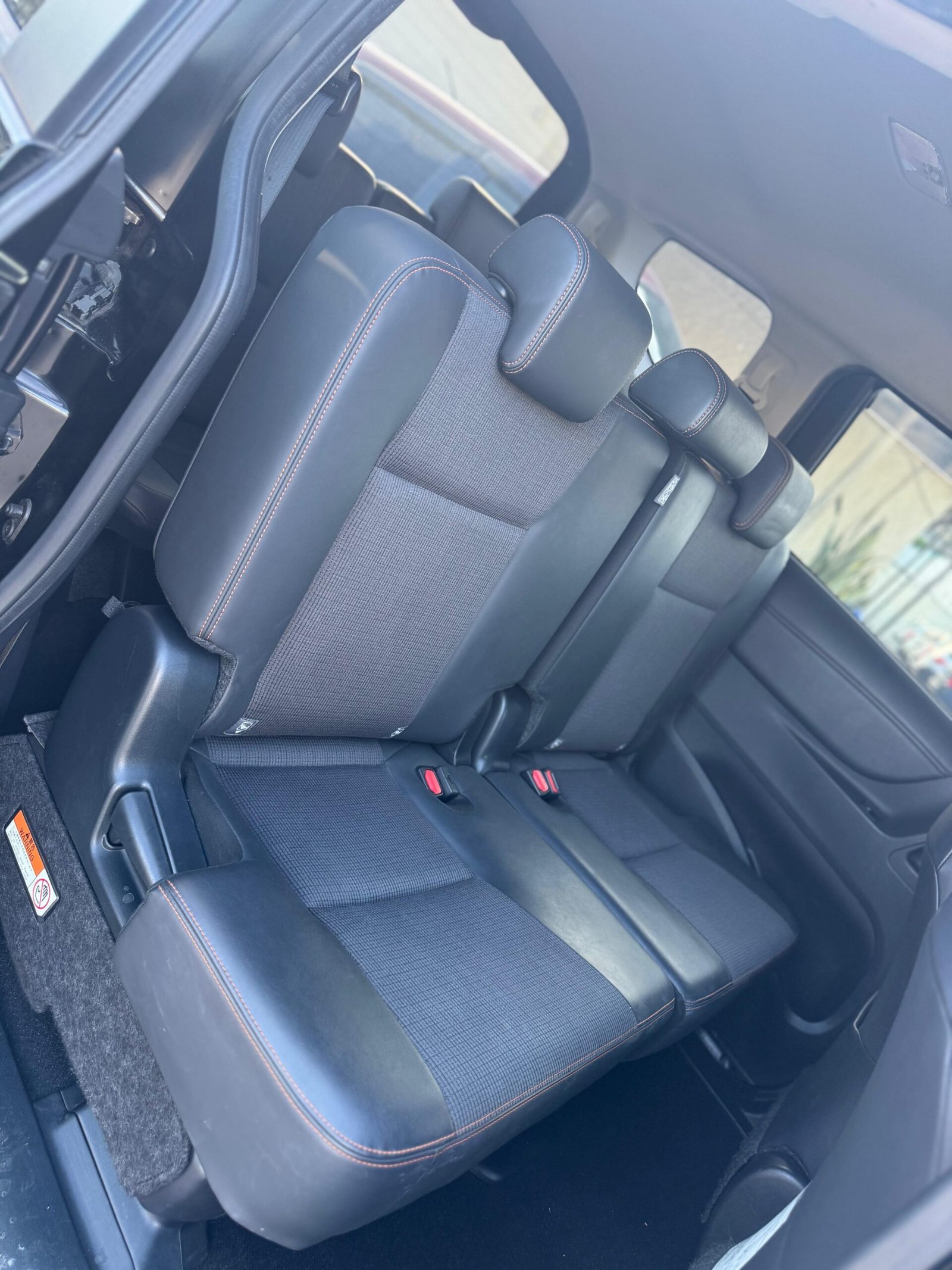 
								TOYOTA SIENTA full									