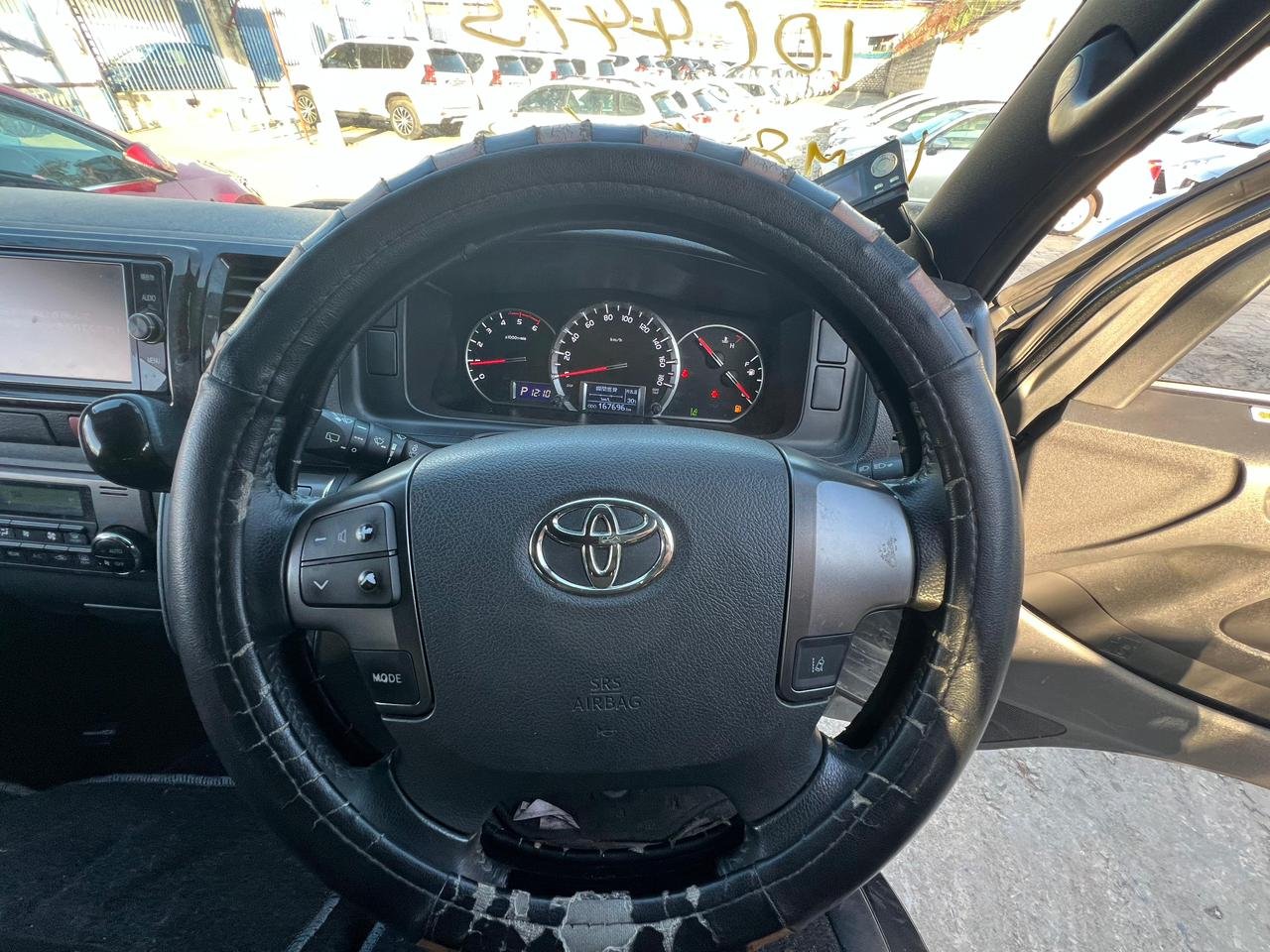 
								TOYOTA REGIUS ACE full									