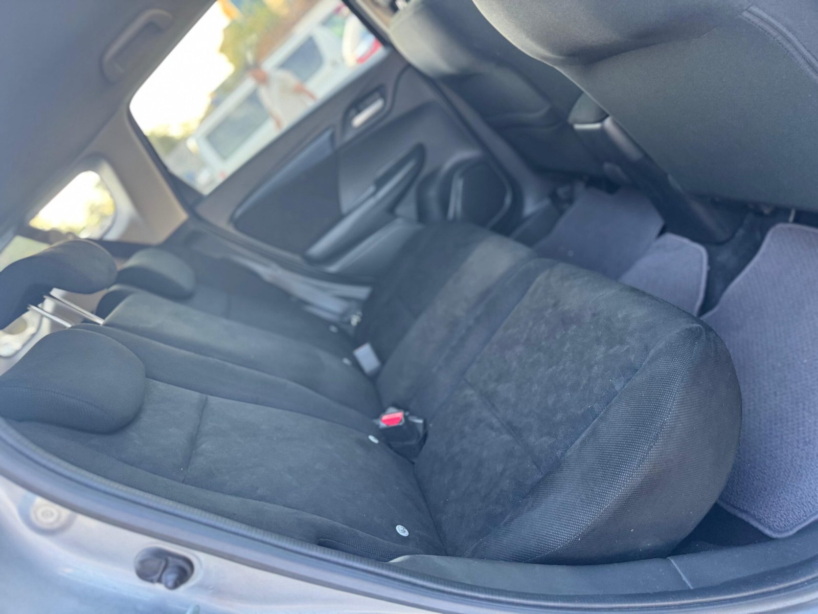 
								HONDA FIT SHUTTLE full									