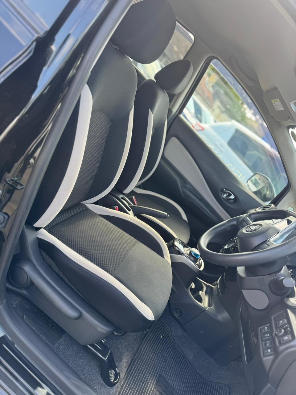 
								NISSAN NOTE full									