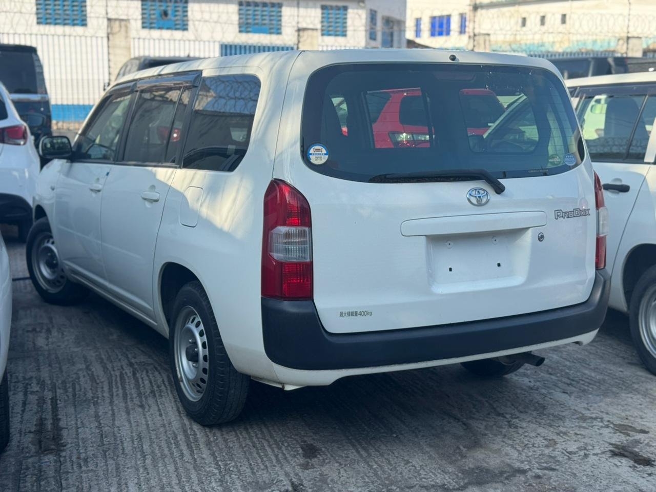 
								TOYOTA PROBOX full									