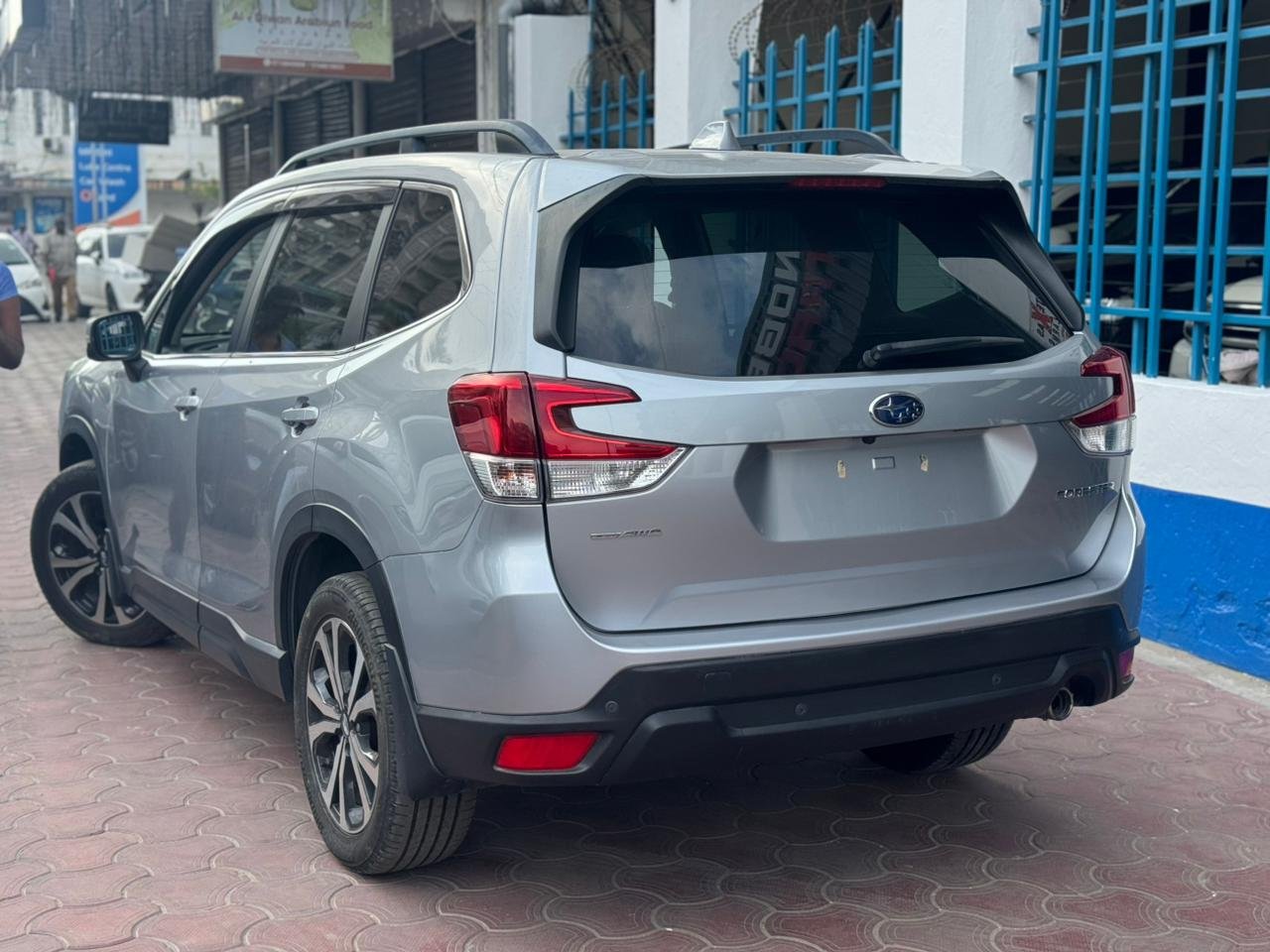 
								SUBARU FORESTER full									