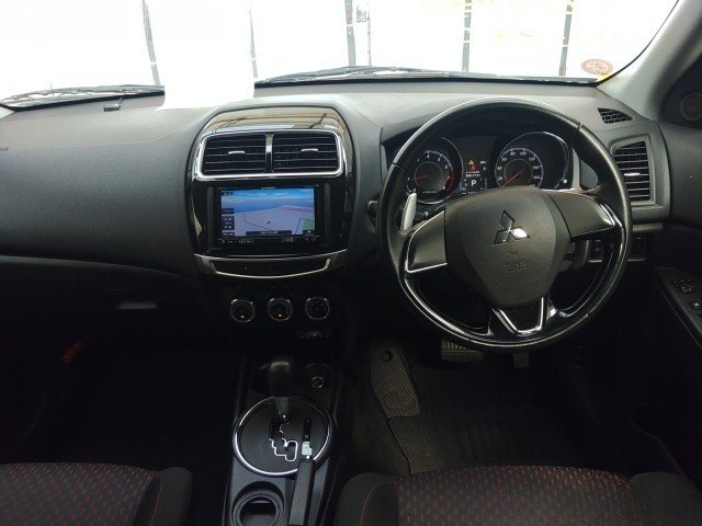 
								MITSUBISHI RVR full									