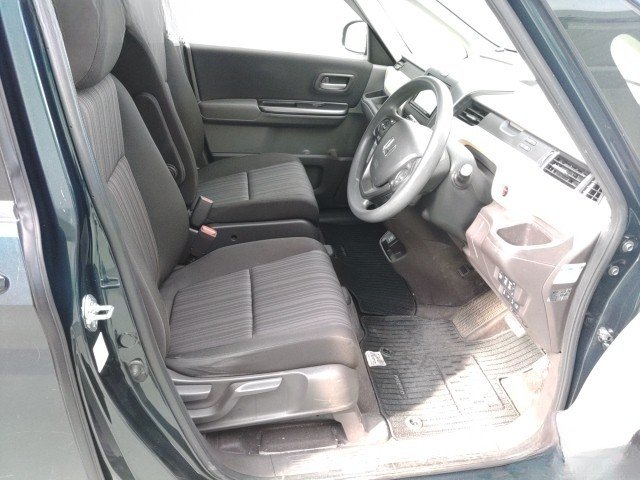 
								HONDA FREED full									