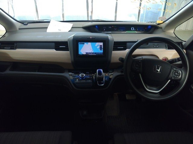 
								HONDA FREED full									