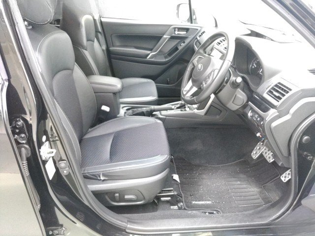 
								SUBARU FORESTER full									