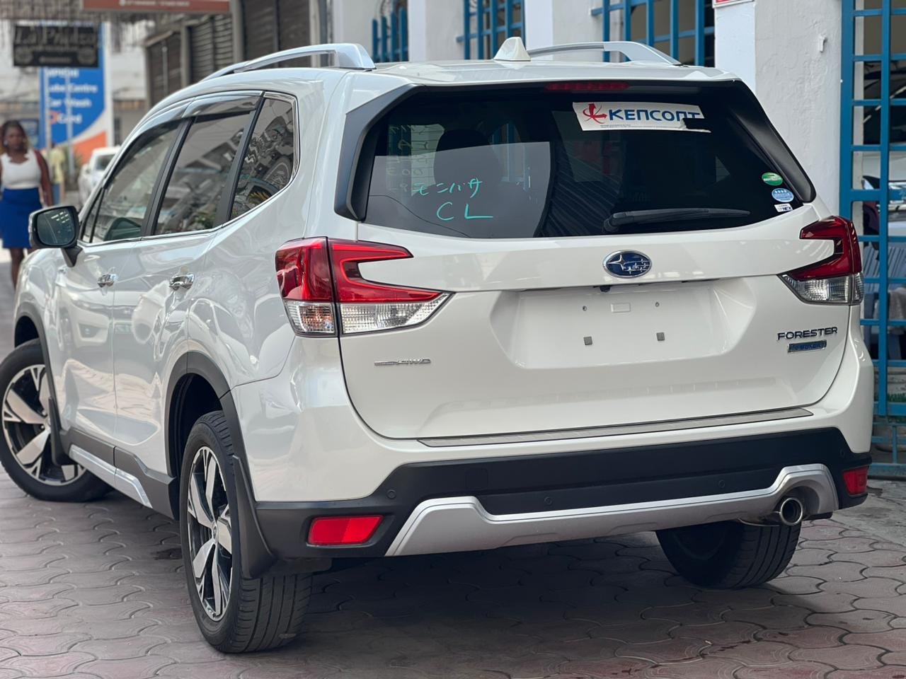 
								SUBARU FORESTER full									