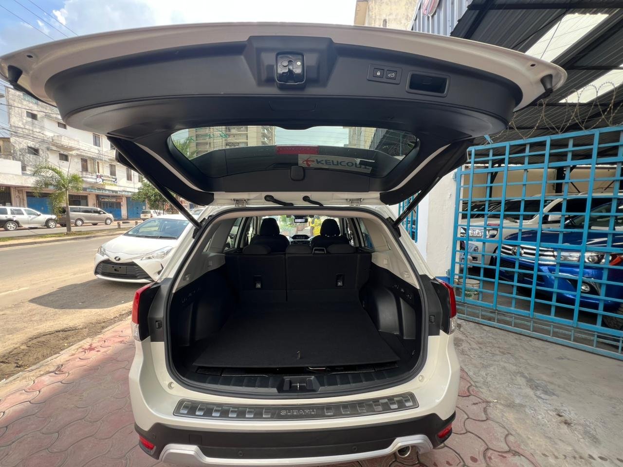 
								SUBARU FORESTER full									