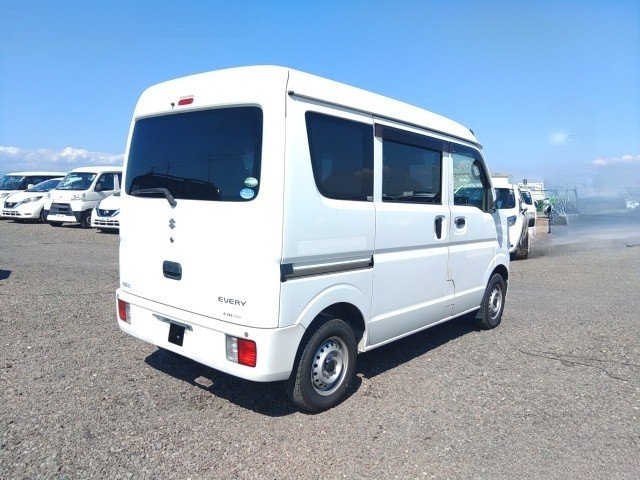 
								SUZUKI EVERY full									