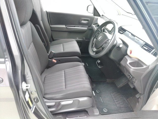 
								HONDA FREED full									