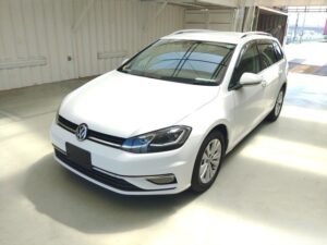 VOLKSWAGON GOLF