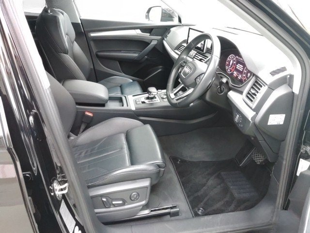 
								AUDI Q5 full									