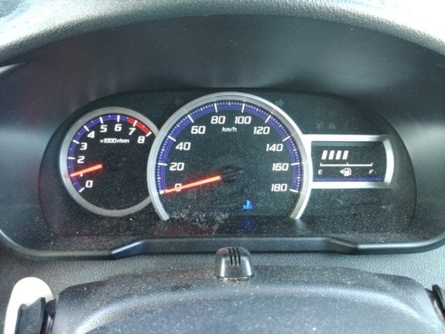 
								TOYOTA TANK full									