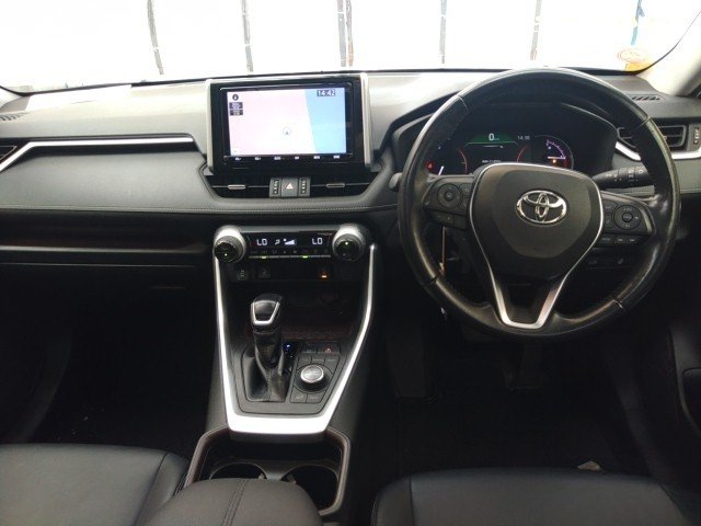 
								TOYOTA RAV4 full									