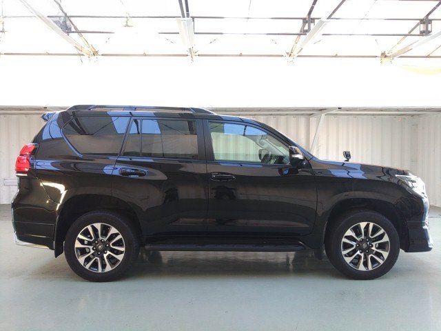 
								TOYOTA PRADO full									