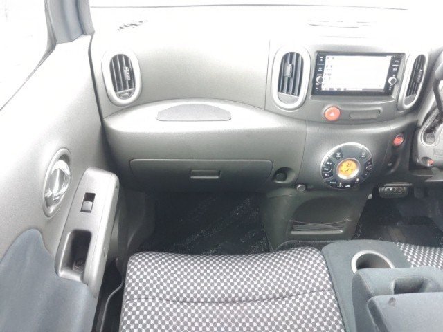 
								NISSAN CUBE full									