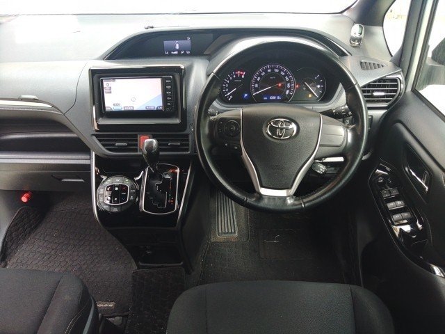 
								TOYOTA ESQUIRE full									