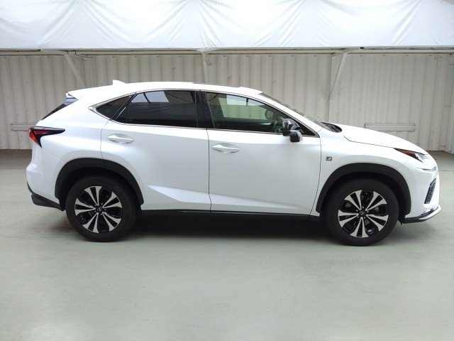 
								LEXUS NX300 full									