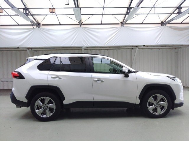
								TOYOTA RAV4 full									