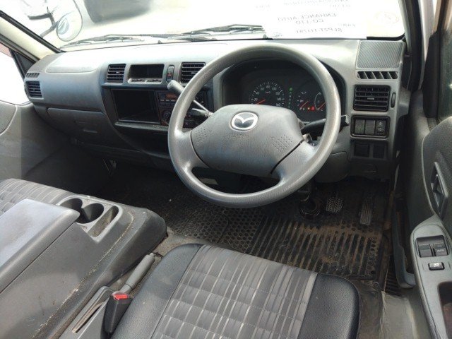 
								MAZDA BONGO full									