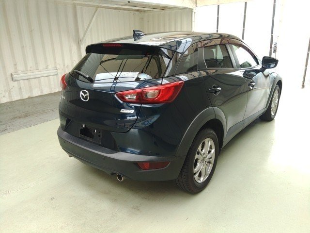 
								MAZDA CX-3 full									