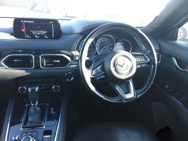 
								MAZDA CX-8 full									