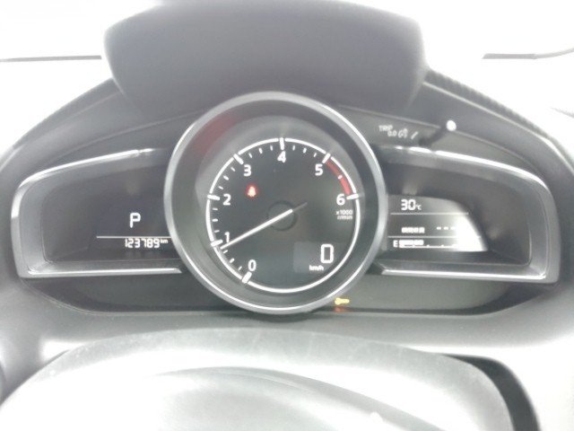 
								MAZDA DEMIO full									