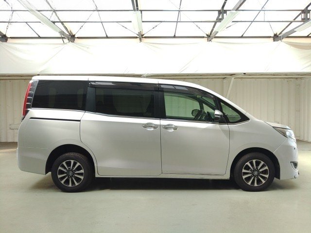 
								TOYOTA ESQUIRE full									