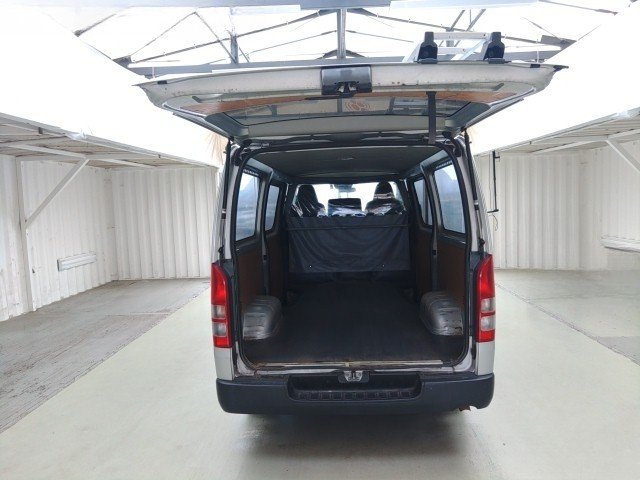 
								TOYOTA REGIUS ACE full									