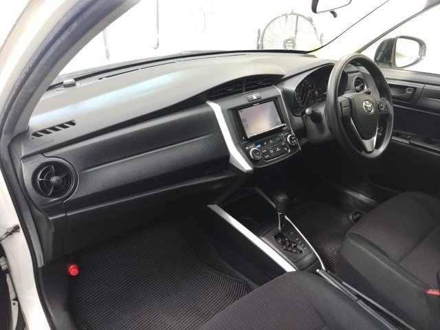 
								TOYOTA FIELDER full									