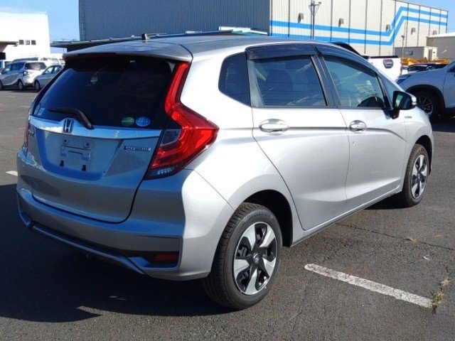 
								HONDA FIT full									