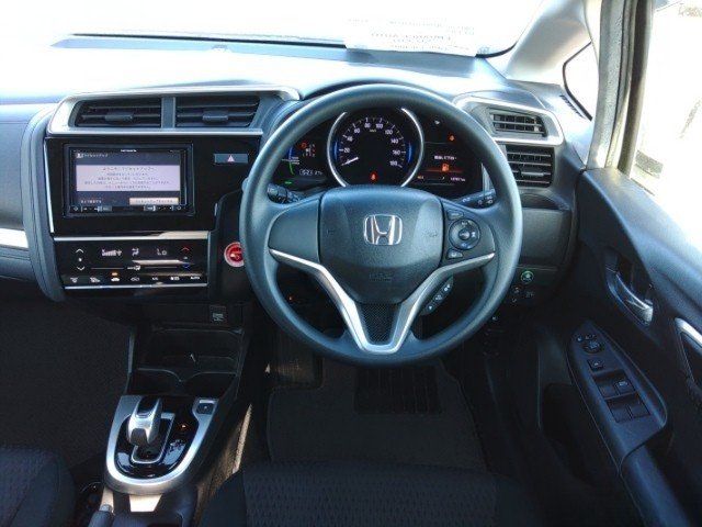 
								HONDA FIT full									