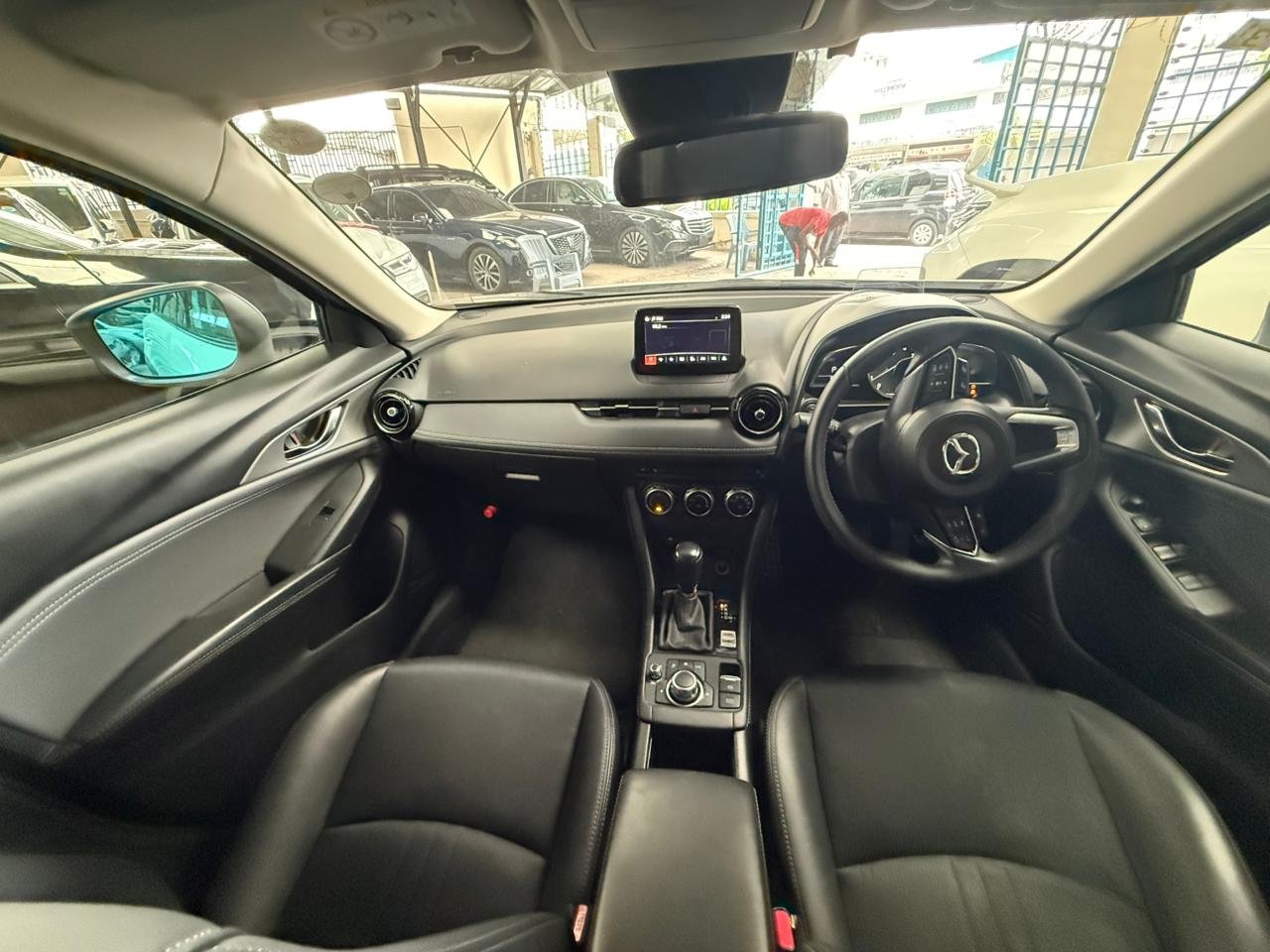 
								MAZDA CX-3 full									
