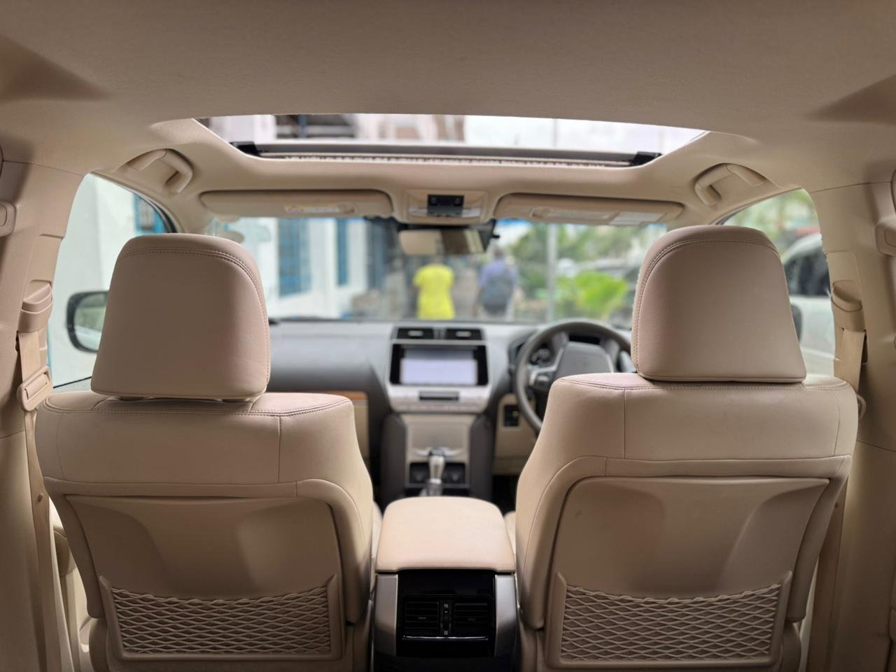
								TOYOTA PRADO full									