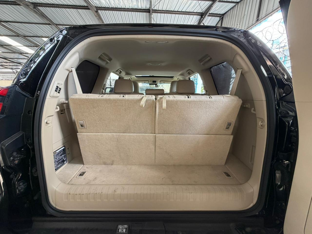 
								TOYOTA PRADO full									