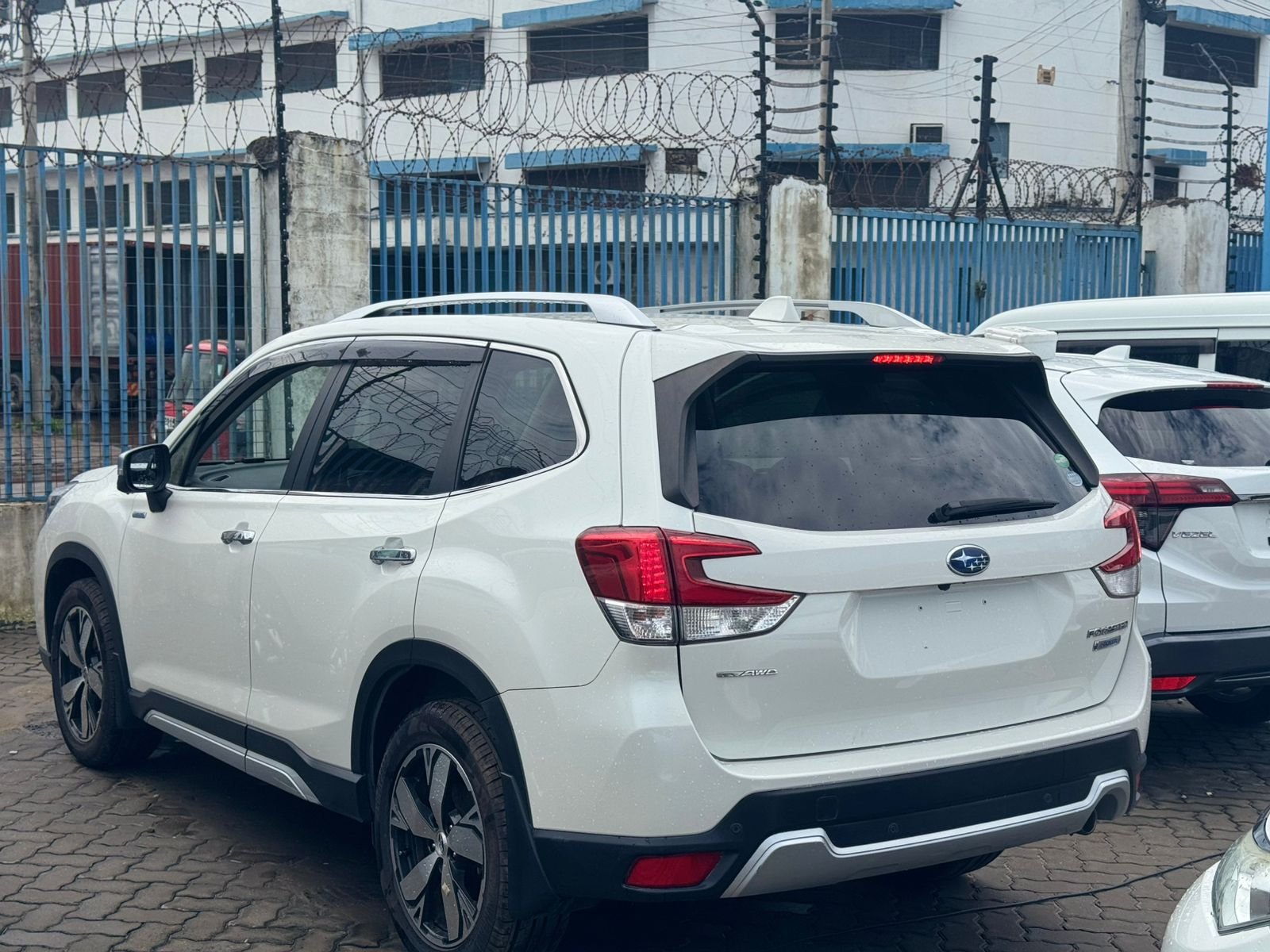 
								SUBARU FORESTER full									