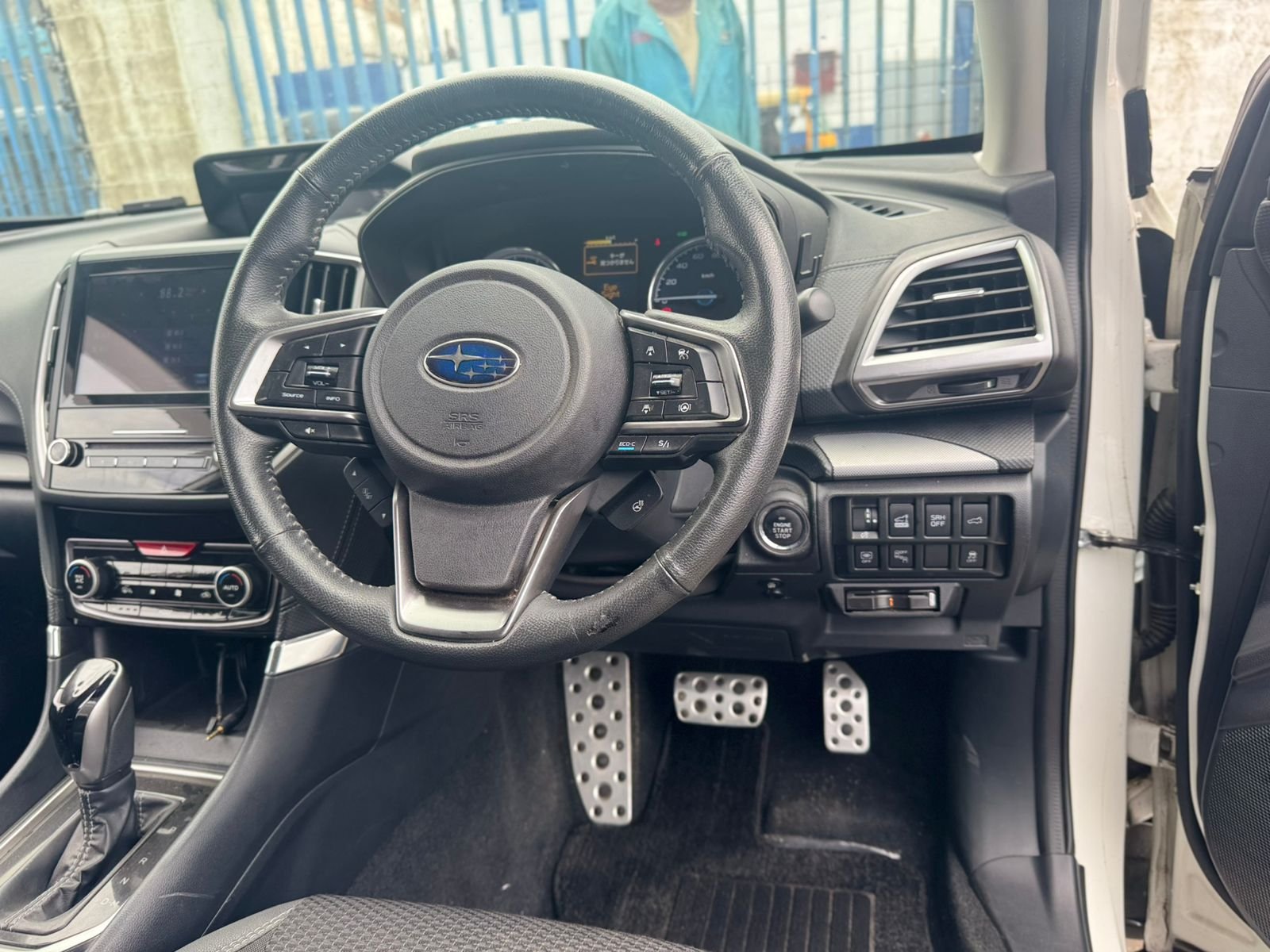 
								SUBARU FORESTER full									