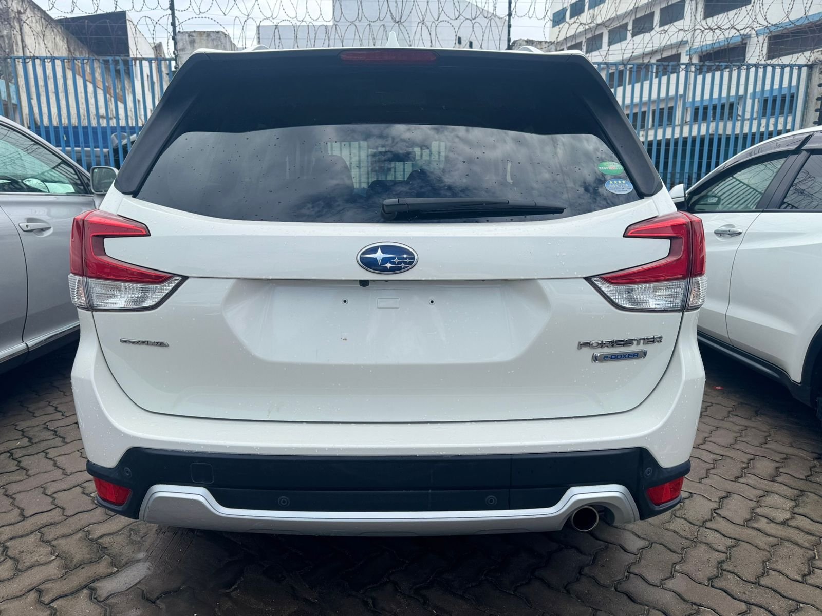 
								SUBARU FORESTER full									