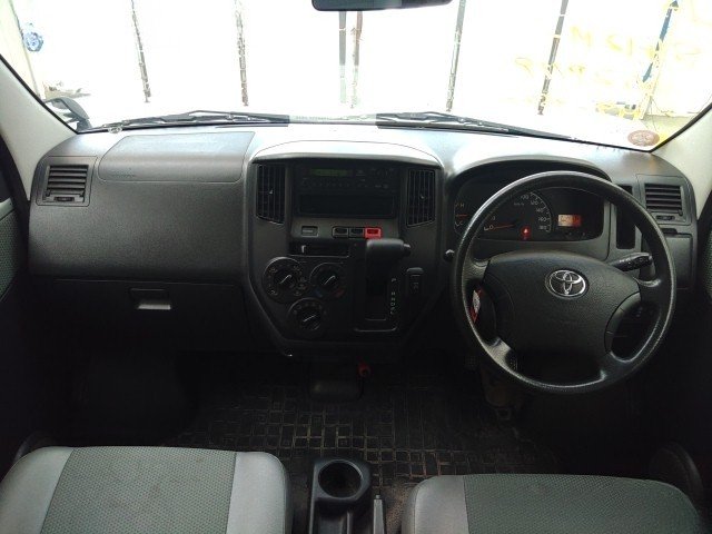 
								TOYOTA LITEACE full									
