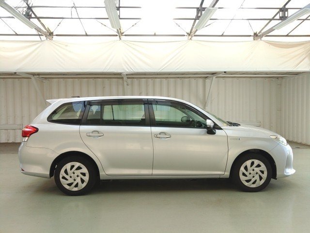 
								TOYOTA FIELDER full									