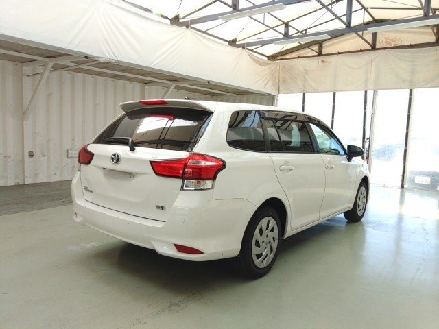 
								TOYOTA FIELDER full									