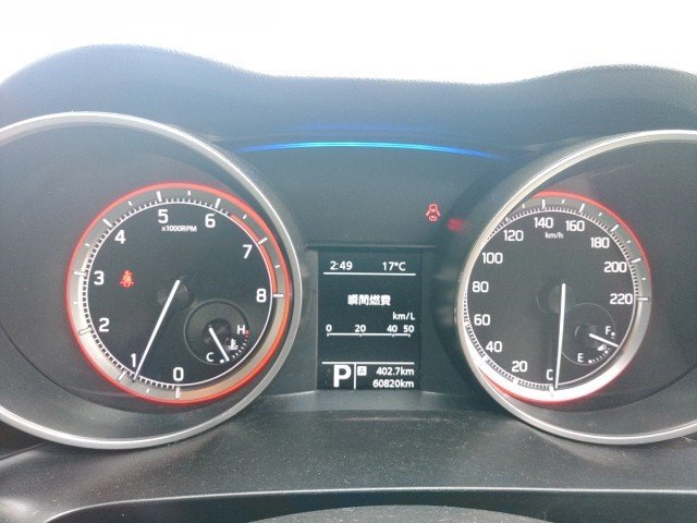 
								SUZUKI SWIFT full									
