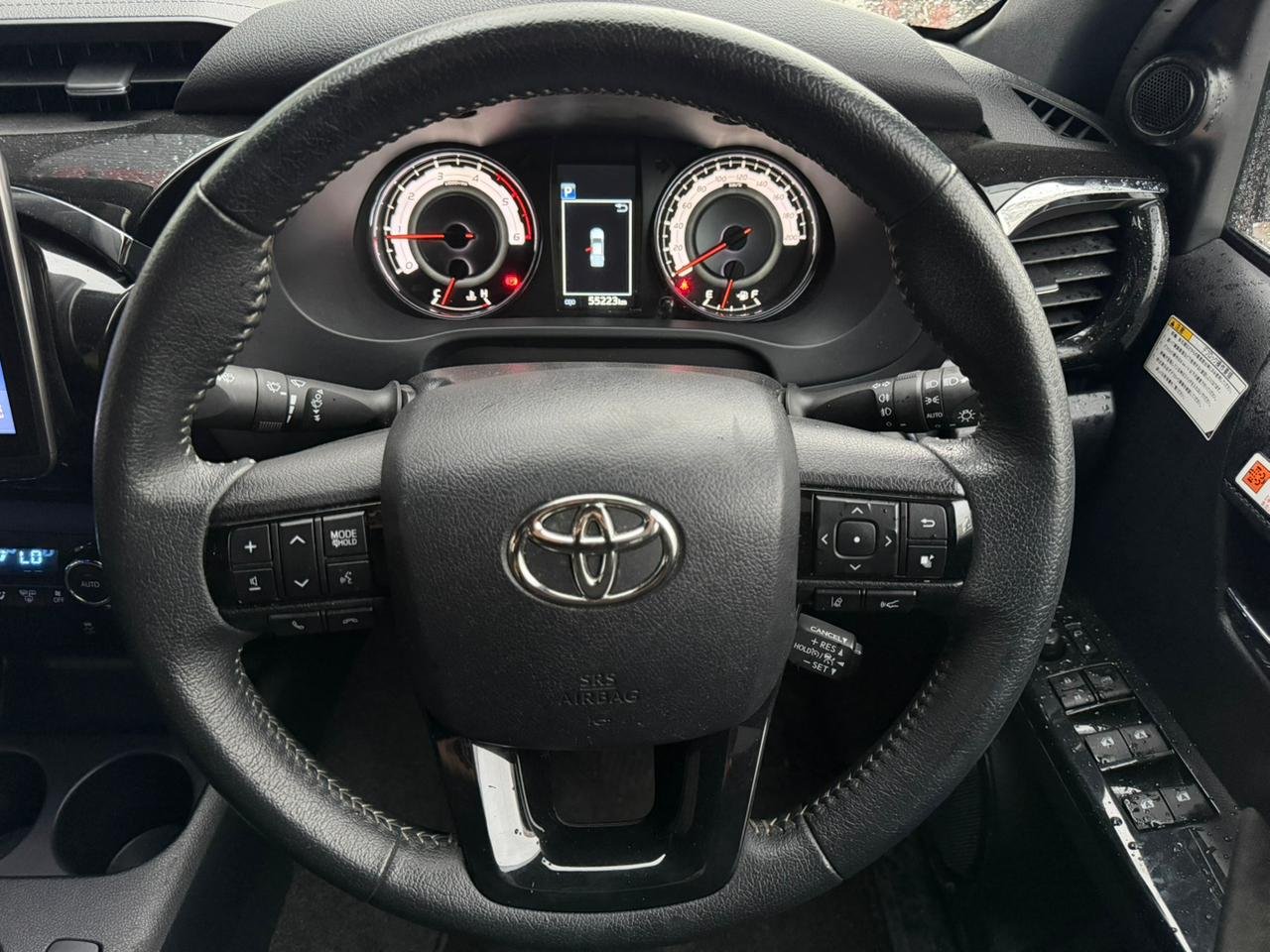 
								TOYOTA HILUX full									
