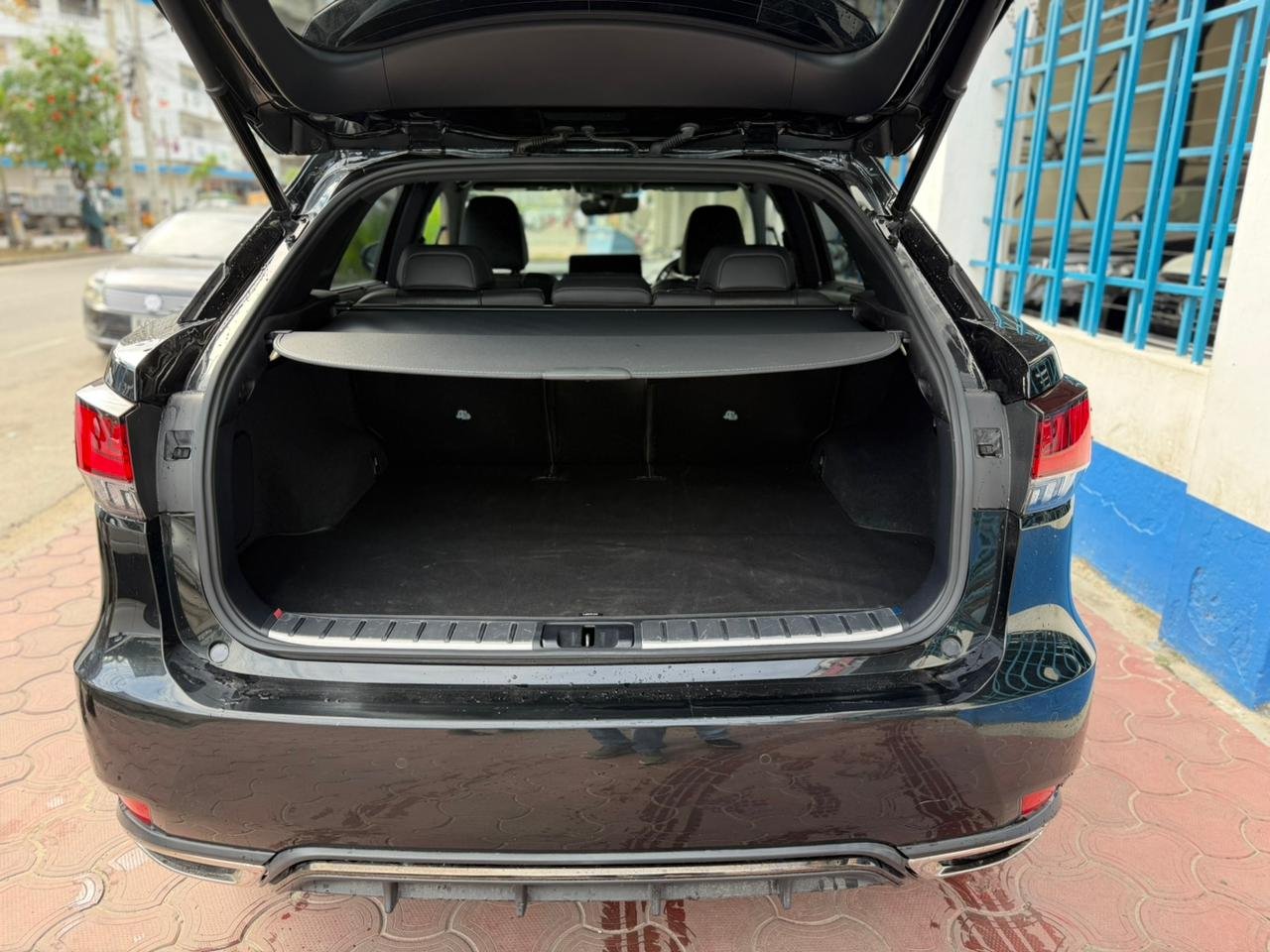 
								LEXUS RX300 full									