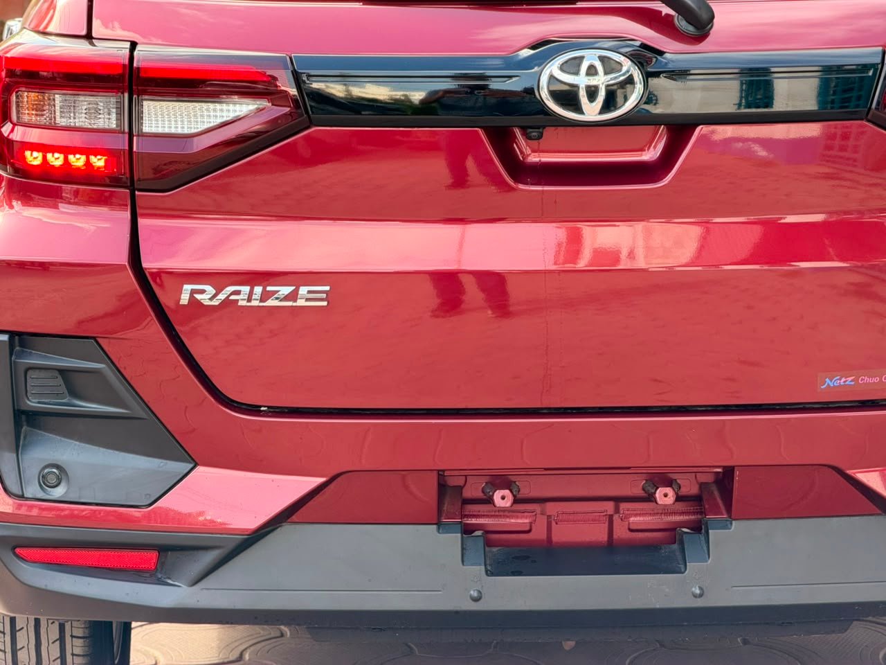 
								TOYOTA RAIZE full									